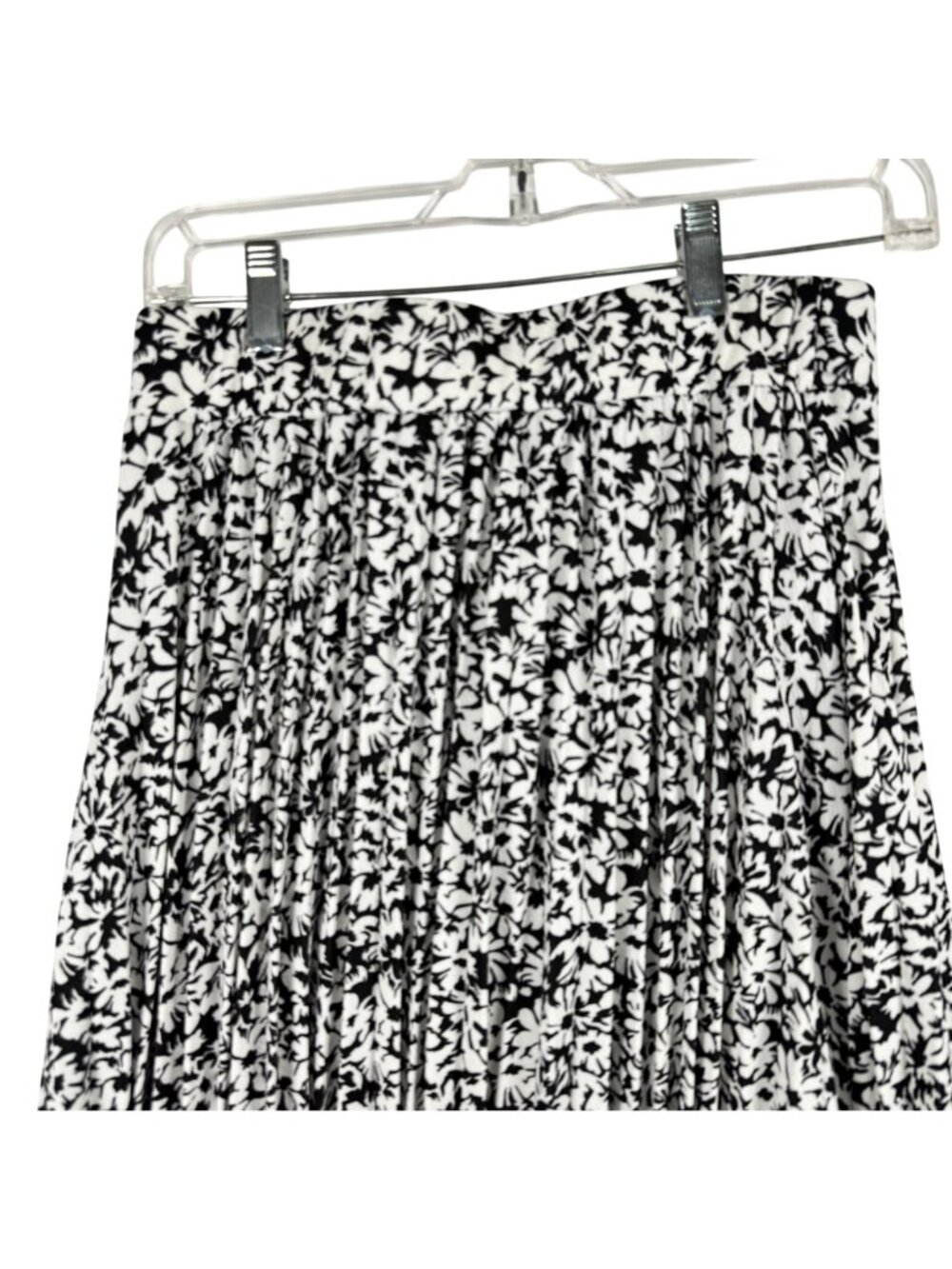 Lark + Grey Floral Black & White Pleated Tie Belt Skirt Size M Polyester Blend - Picture 6 of 9